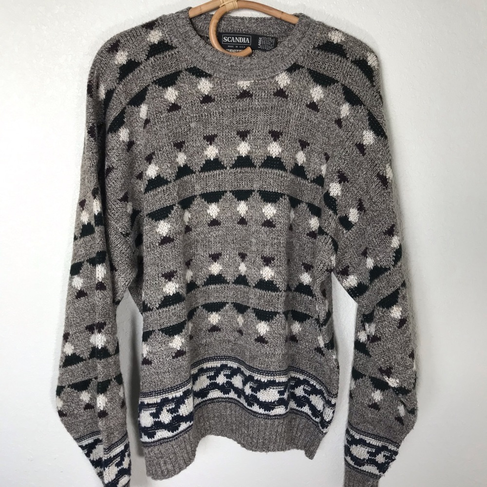 Scandia Gray Black Acrylic Sweater LG
